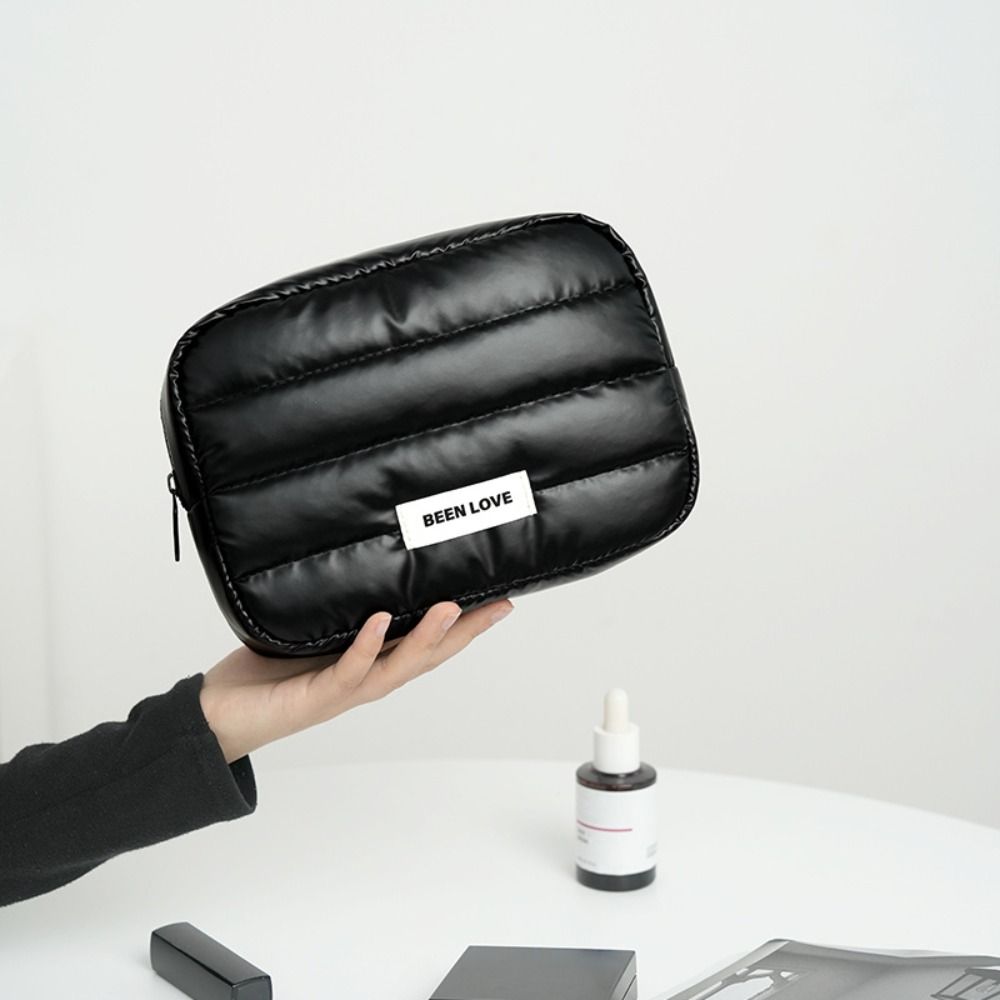 Portable Down Puffy Makeup Bag - Skincare D'Alba 评论和价格