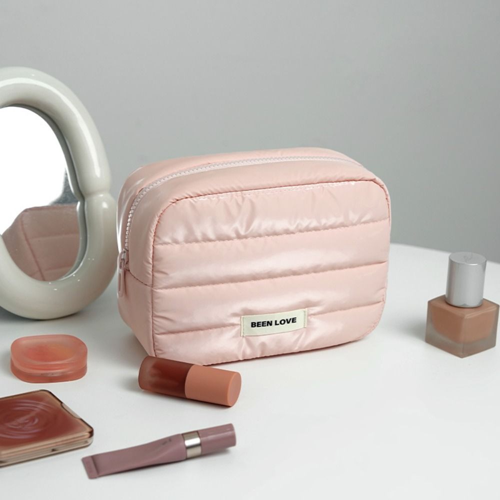 Portable Down Puffy Makeup Bag - Skincare D'Alba 评论和价格