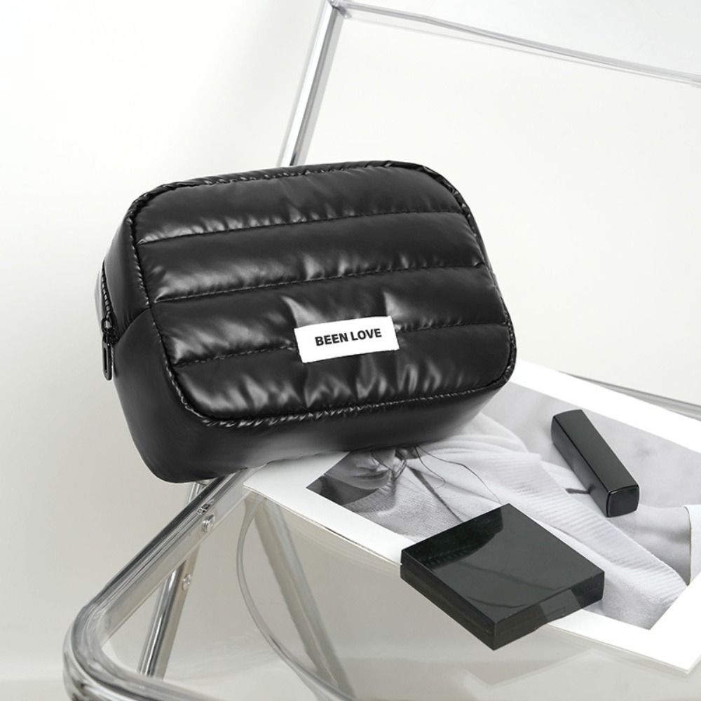 Portable Down Puffy Makeup Bag - Skincare D'Alba 评论和价格
