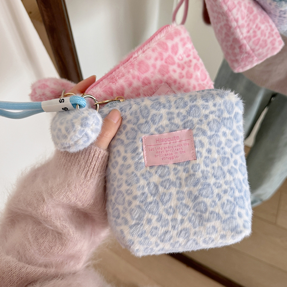 New Vintage Plush Leopard Prin - Skincare D'Alba 评论和价格